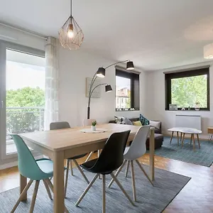 Centre Confluence 100 M2 Parking Terrasses Appartement